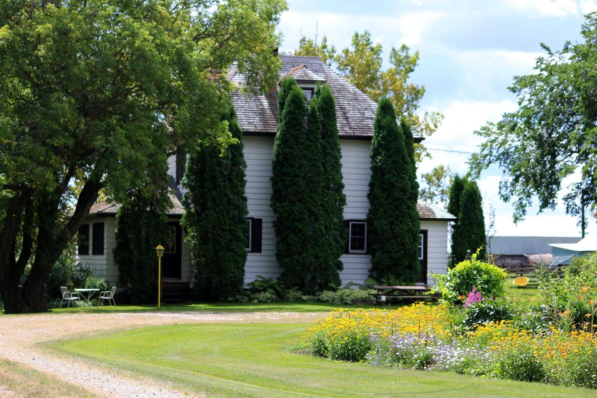 Fairmount Bed & Breakfast Bed & Breakfast Basswood Exterior photo